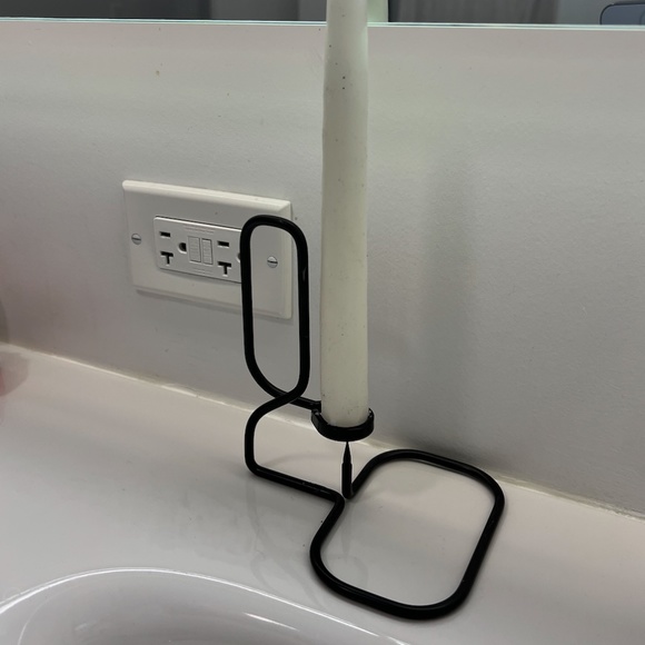 Hay Lup Table - Black - Triangle - Candle Holder - Picture 6 of 7